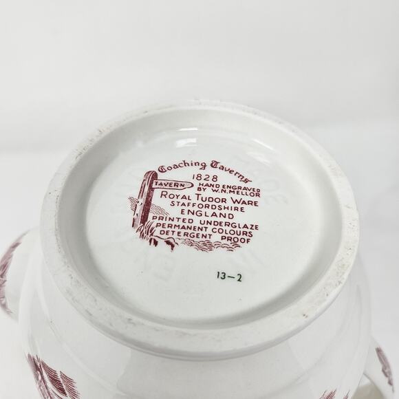 Teapot Coaching Taverns White Red by Royal Tudor - Picture 6 of 6